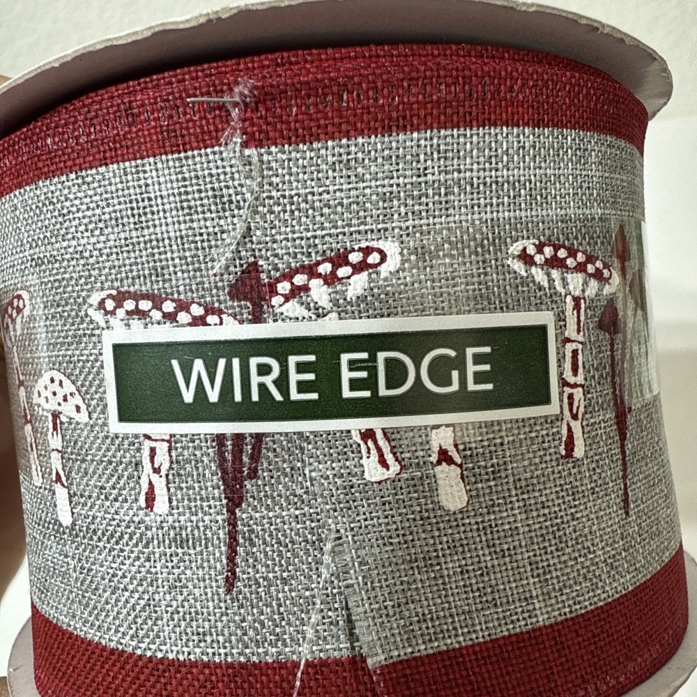 Joann Fabric Wire Edge 2.5" x 8.3 Yd Mushroom Red Grey Painted Folk Art‎ Hippie